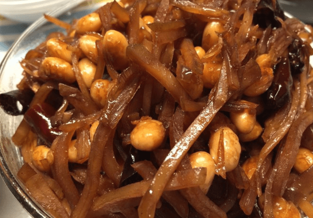 水平|48岁女子降糖半年，血糖从12.8降到4.8，她是怎么做到的？