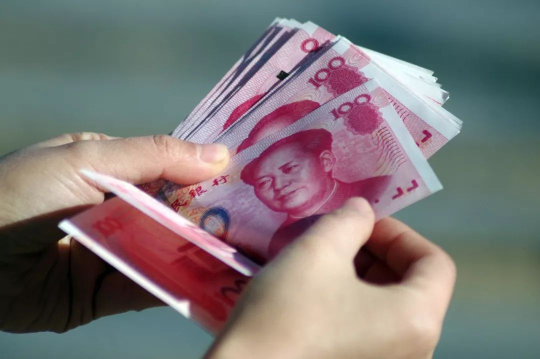 普通农村家庭 花费十几万培养一个大学生 值吗 小姨