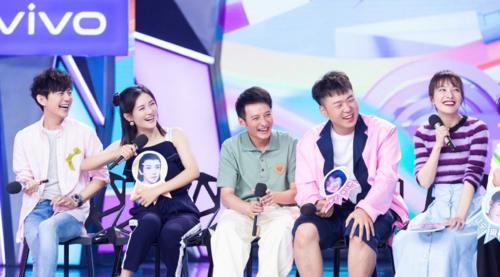 代班|丁程鑫加入《快本》被抵制，快乐家族就5人，他凭什么？