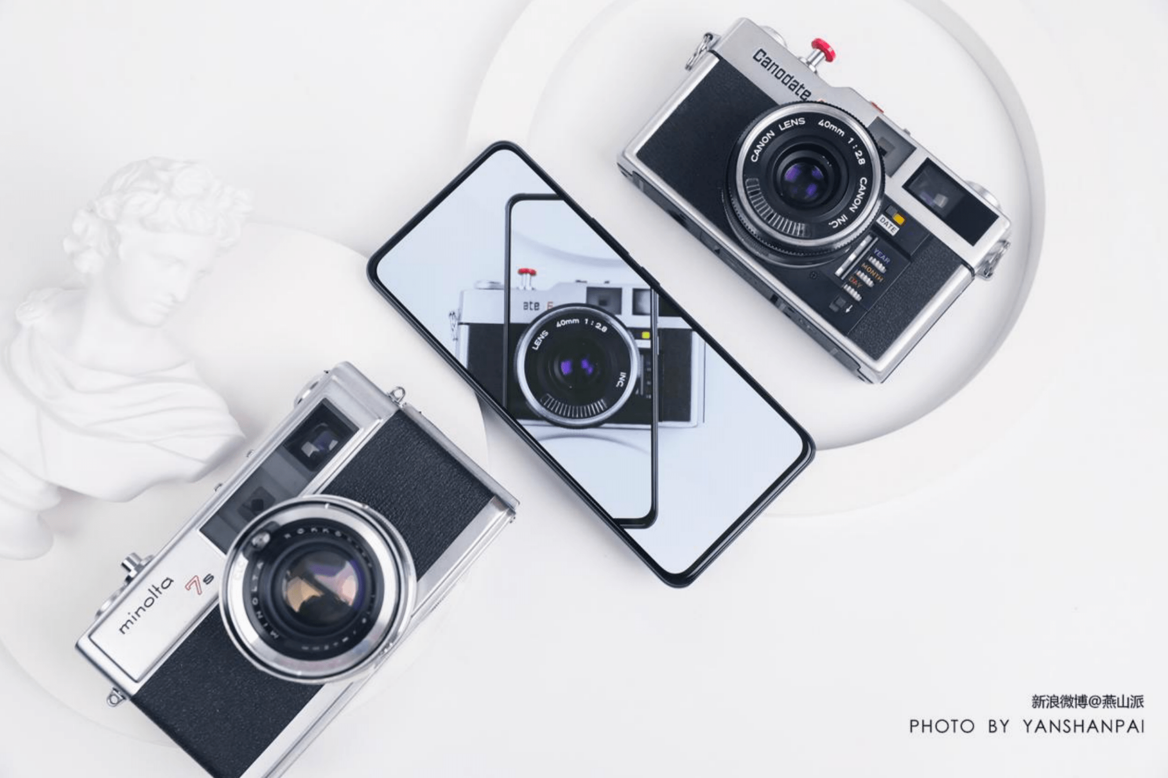 拍照怎样打开摄像头 ca0110a0f8b34cfbb4cc7162f505661c.png