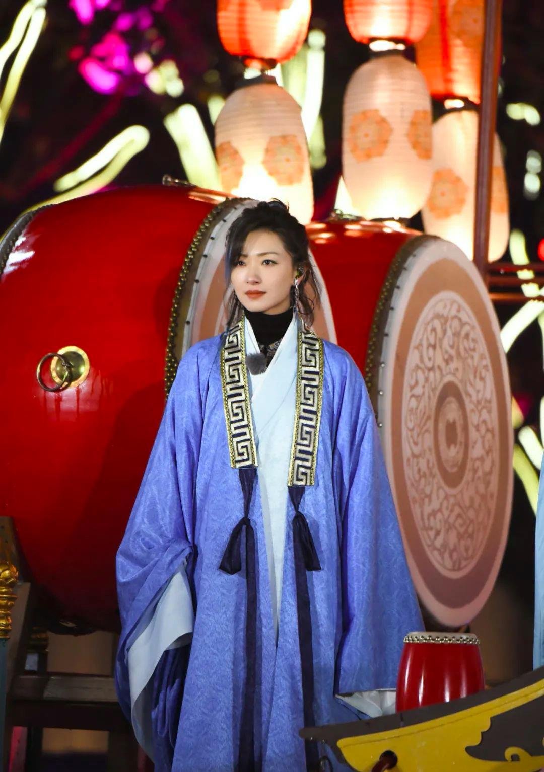 黑色|姐姐私服大盘点：张雨绮又纯又欲，郁可唯少女感十足，宁静太飒了