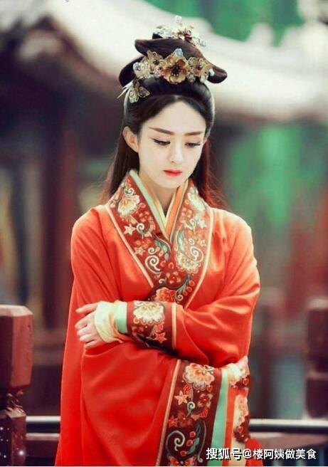 舒畅|女星穿红衣：刘诗诗古典美，王艳异域美，baby和赵丽颖差距好明显