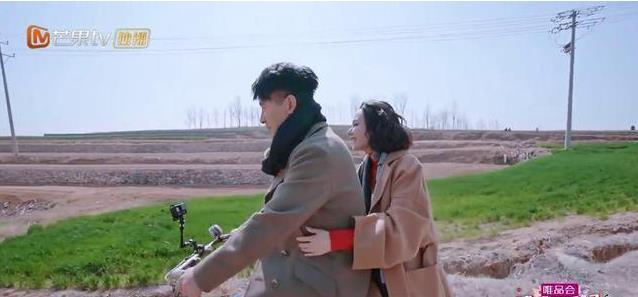 大葱|程莉莎不喜欢农村，打扮华丽跟郭晓冬回家，婆婆的行为略显心酸