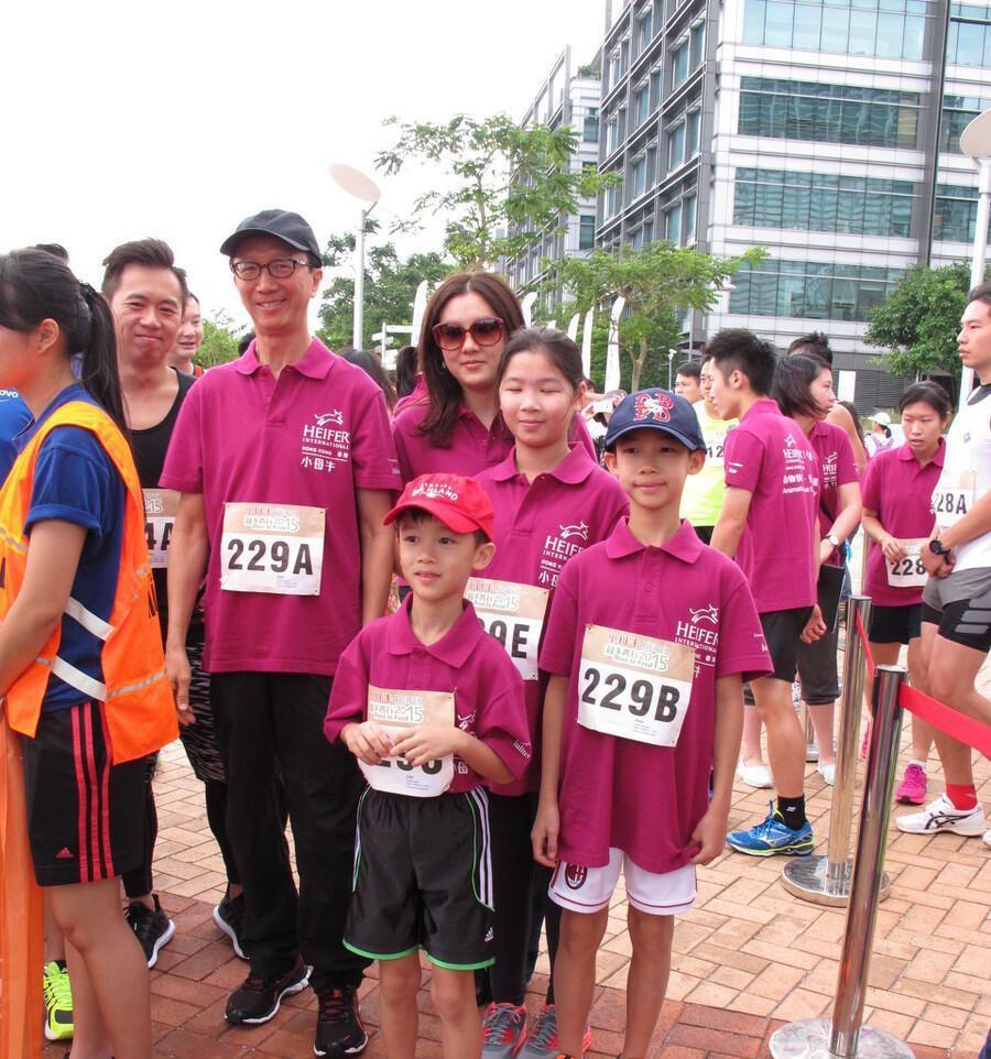 Polo|伏明霞的冠军气质藏得挺深，私服爱穿休闲装，气质和普通人一样