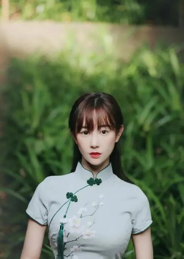 身材|31岁张檬旗袍照好丰满,现在不“变脸”改秀身材,美得不敢认了!