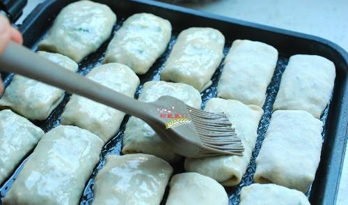 煎饼|孩子早餐不吃饭，就做这个，薄皮大馅，好吃营养，5分钟一大锅