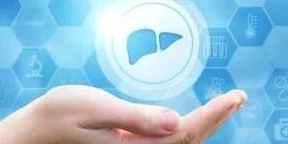 乙醇|有位网友问：一个月两瓶啤酒，对肝脏有多大伤害？看医生如何回答