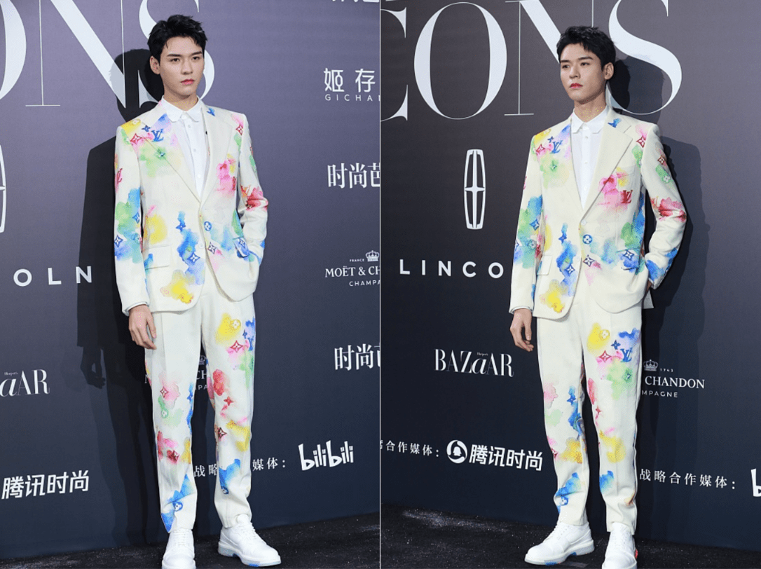 高让|龚俊真拥有一张好皮囊,穿西装侧颜太迷人,身材又瘦又高让人心动