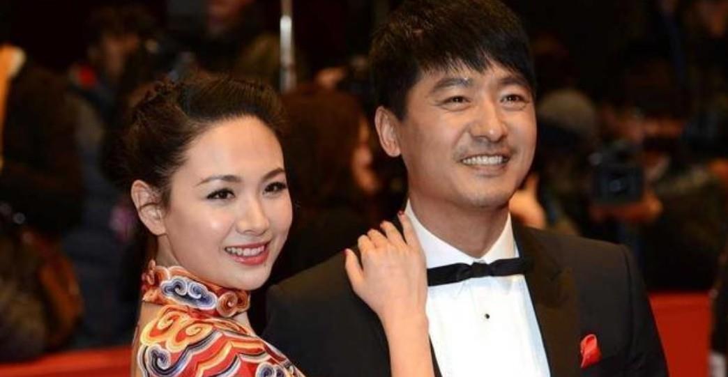 身材|郭晓东与程莉莎同框，程莉莎穿旗袍惊艳全场，看不出是44岁的人