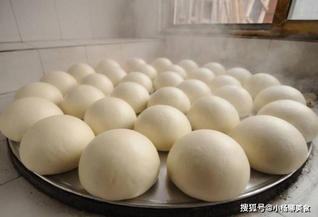 热馒头的方法和技巧 6c856ca96fa0475c8b36f40dcc8edb03.jpeg
