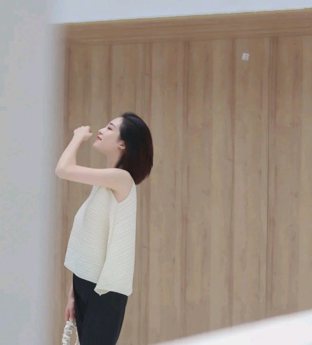 服装|入秋了，穿什么才好看呢？