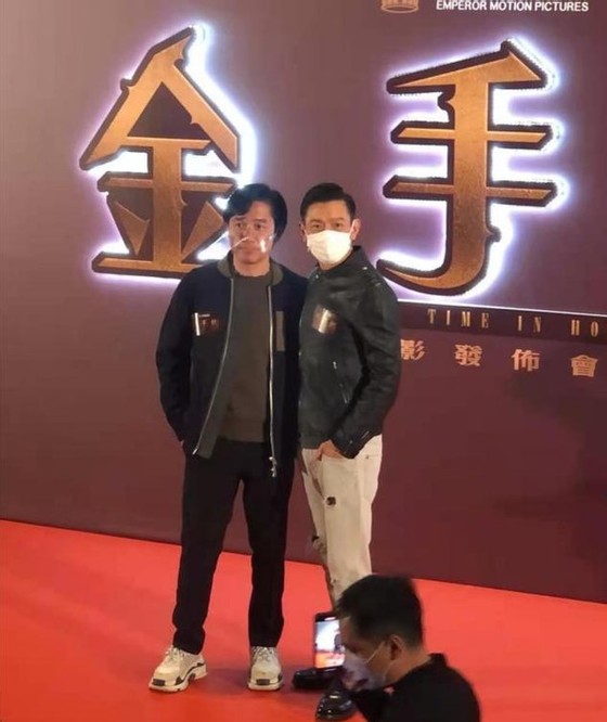 观点评论|梁朝伟刘德华合作新片，刘德华油头显气场，梁朝伟顺毛造型像小弟！