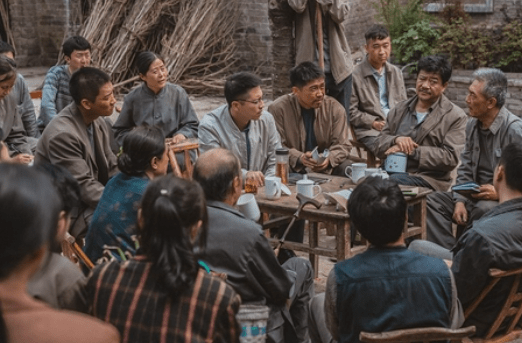 大儿子|王雷夫妇官宣二胎喜讯！李小萌抚摸孕肚满脸笑容，还自曝想要女孩