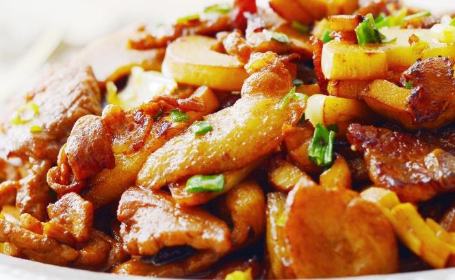 美食|跟發(fā)小學(xué)會(huì)一道家常菜，香甜可口又簡(jiǎn)單，男人抹著嘴說(shuō)還想吃