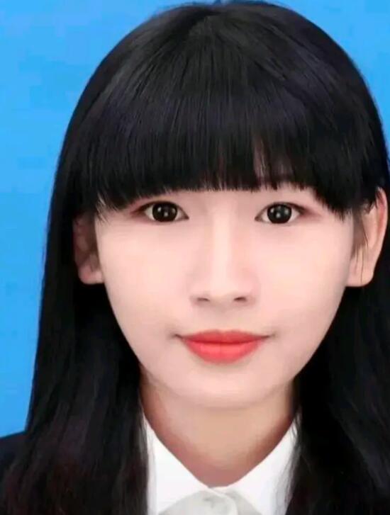 杭州郑女士火了不戴口罩也很迷人一夜之间还涨粉31万