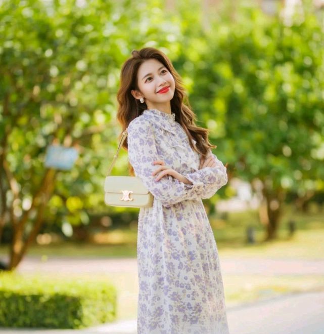 显得|可以做可盐可甜的女人,但要学会穿搭,轻松成为别人眼中的女神