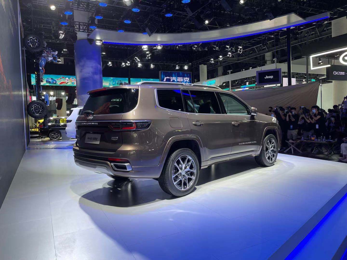 2398万起jeep新款大指挥官上市外形更精致