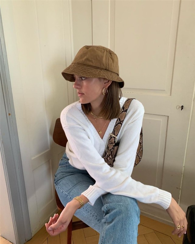 休闲风|蛇纹元素高调入主时尚圈！三种风格驾驭全场，get最炫酷、最性感