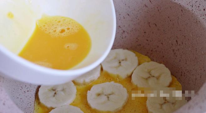 什么|早餐不知道吃什么?5分钟快手美食香蕉蛋饼,营养好吃孩子最爱