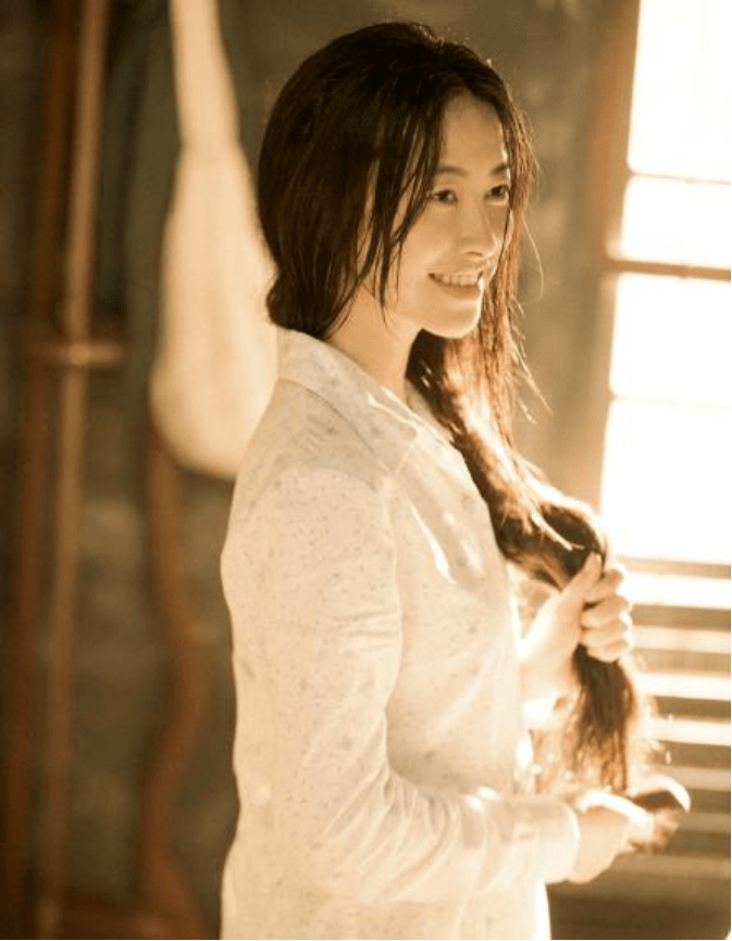 演技|《乔家的儿女》女性群像：毛晓彤演技获赞，宋祖儿“社交牛逼症”