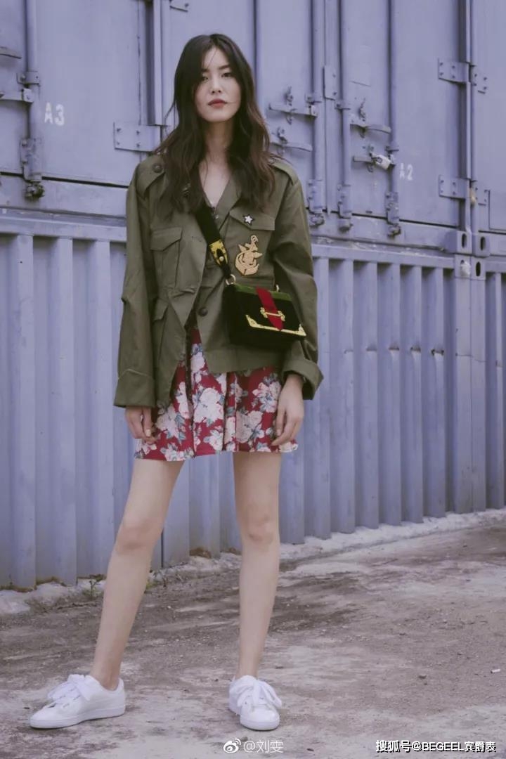 黑色|秋天最火的颜色不是大地色!4种橄榄绿百搭单品,穿出优雅感