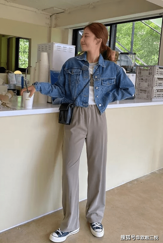 短裙|穿衣搭配: 开学季穿搭推荐