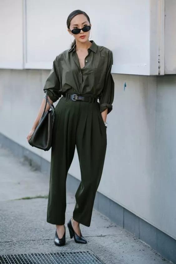 短裙|穿出清爽干练的感觉，那么连体裤绝对是最佳的搭配单品之一