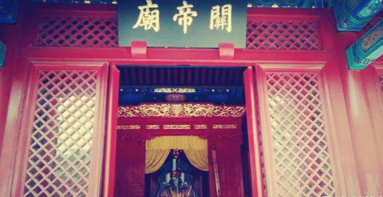 原创颜良被关羽所杀死后怒气未消以灵魂面世方圆15里不能建关帝庙