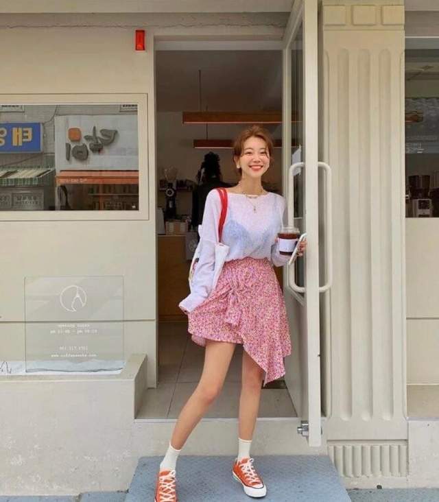 女生|时尚博主Vivamoon轻松解锁甜少女风 适合小个子的甜美穿搭