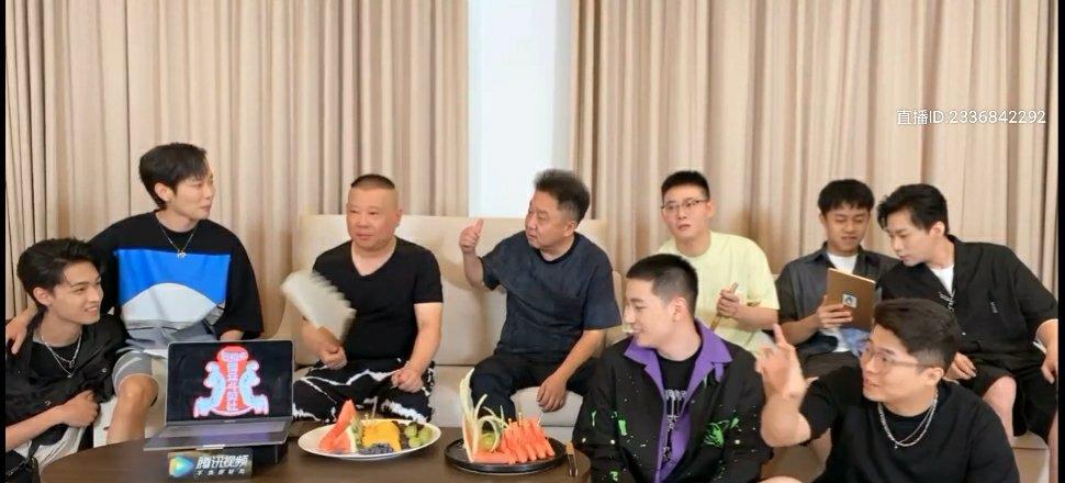 xx|从极限挑战到德云斗笑社，严敏导演，您该醒醒了。