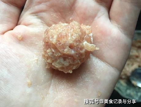 方法|做丸子汤时,学会饭店的方法,丸子嫩滑有弹性,汤汁鲜香好喝