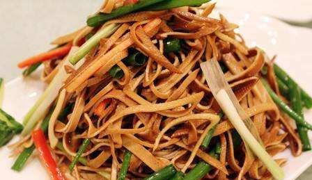 烧什么菜要放辣椒面 4e413866b4eb42d3b1b207a67fcc56e5.jpeg