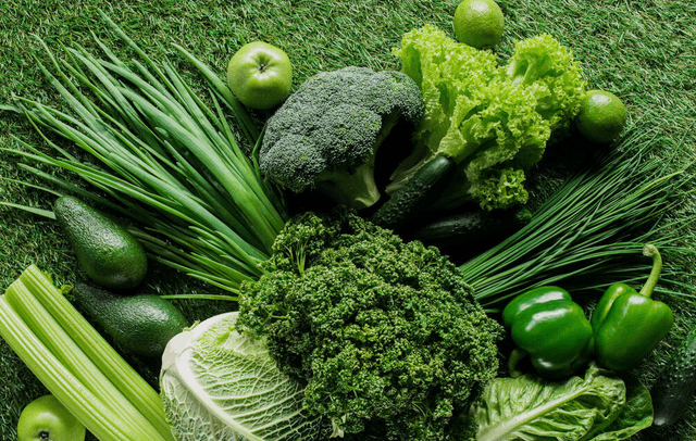 眼睛|频繁牙龈出血，被确诊肝硬化，医生叹息：1事常做，或比酒更伤肝