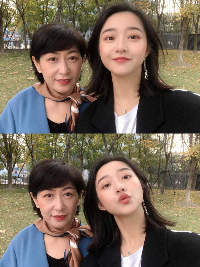显得|40岁也能穿出高级感，蓝色外套搭配半身裙，最体面的中年女性穿搭