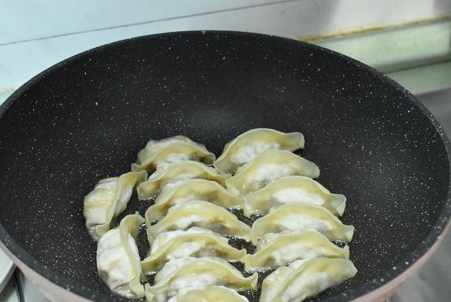 夏天|2人的家常早餐，营养味美，好吃100分，20分钟做好，分享详细做法