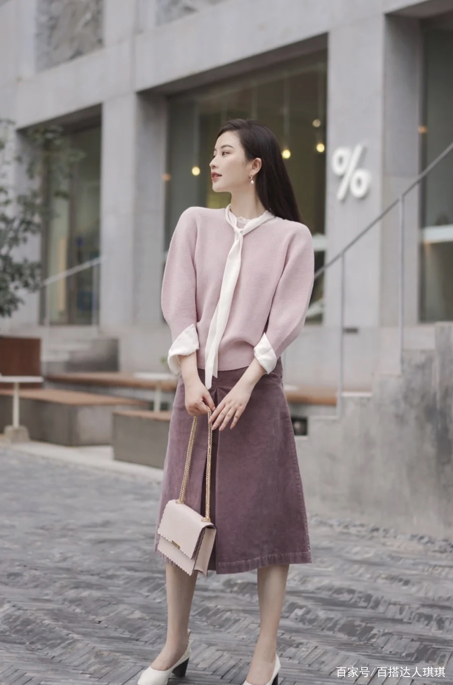 颜色|气质深深，小个子的秋冬季温暖叠穿搭配