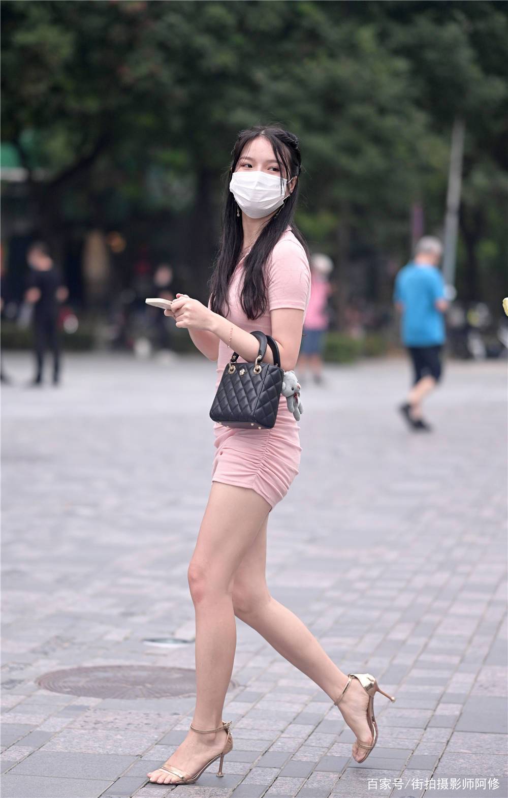 设计|初秋时节，还是可以搭配一字带细跟鞋，穿出对夏季的留恋