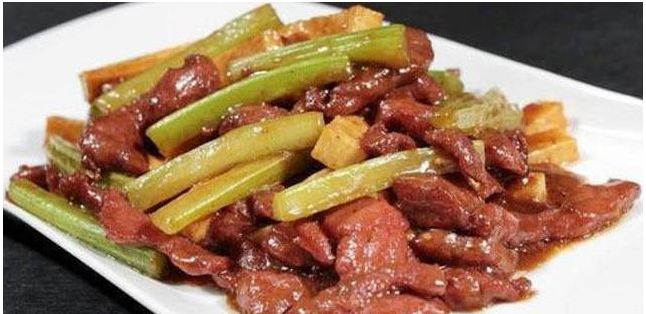 芹菜炒牛肉末需要腌制吗 b78e87182ee24d1db172563625671db8.jpeg