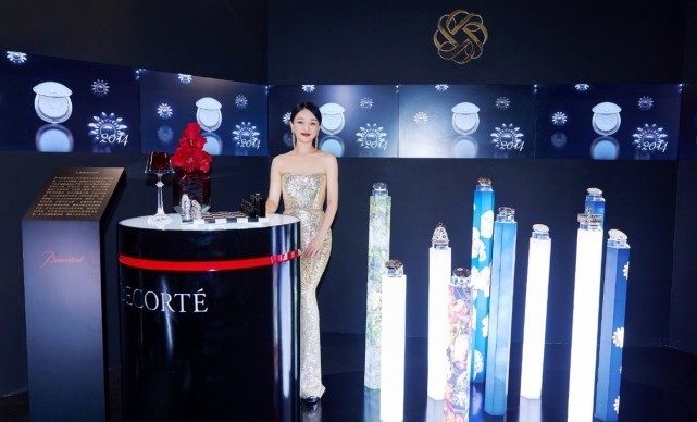 廓形|周迅最新代言再爆冷门！为“人民品牌”拍大片，国货高级感太开挂