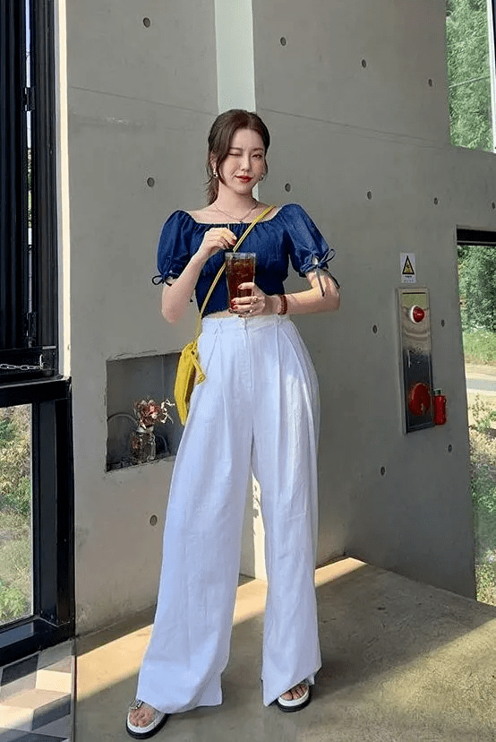 视觉|衣不在多，会穿才是王道！今秋超火上衣配高腰裤穿搭，显瘦显高级