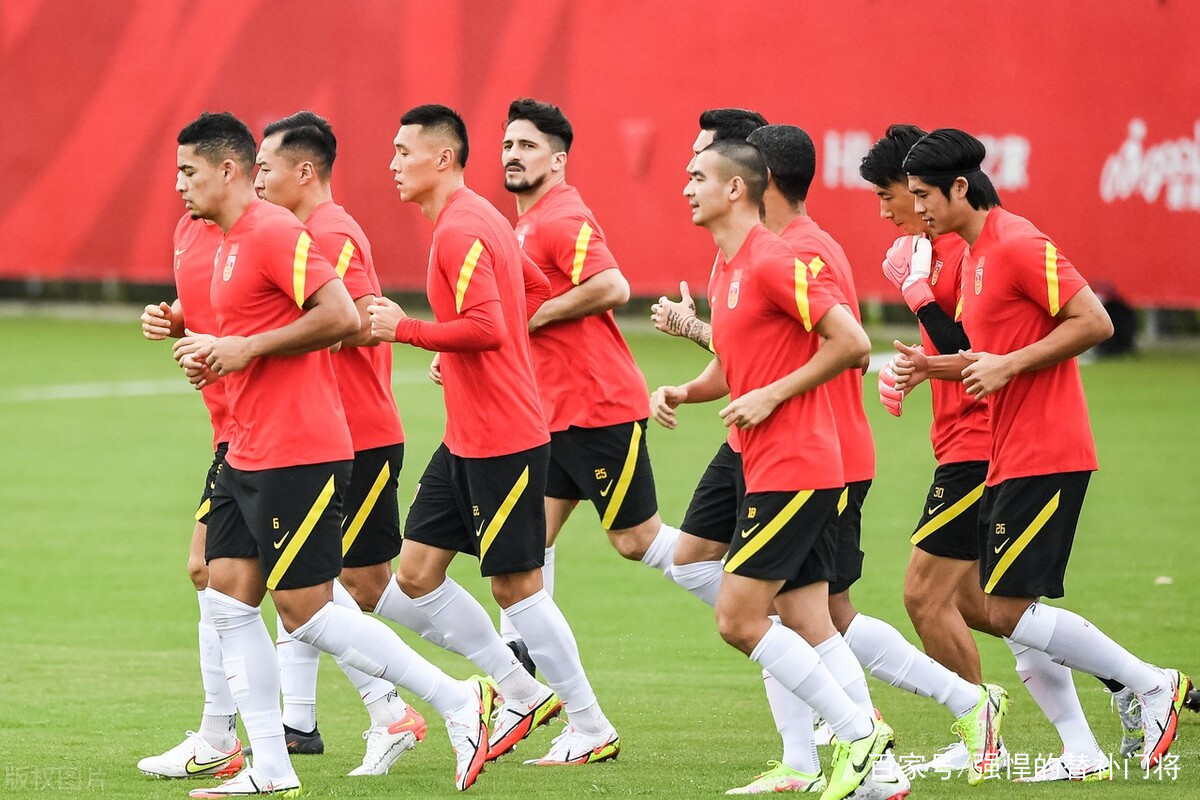 原创国足迎战澳大利亚32岁归化神锋有望首发40强赛3场3球