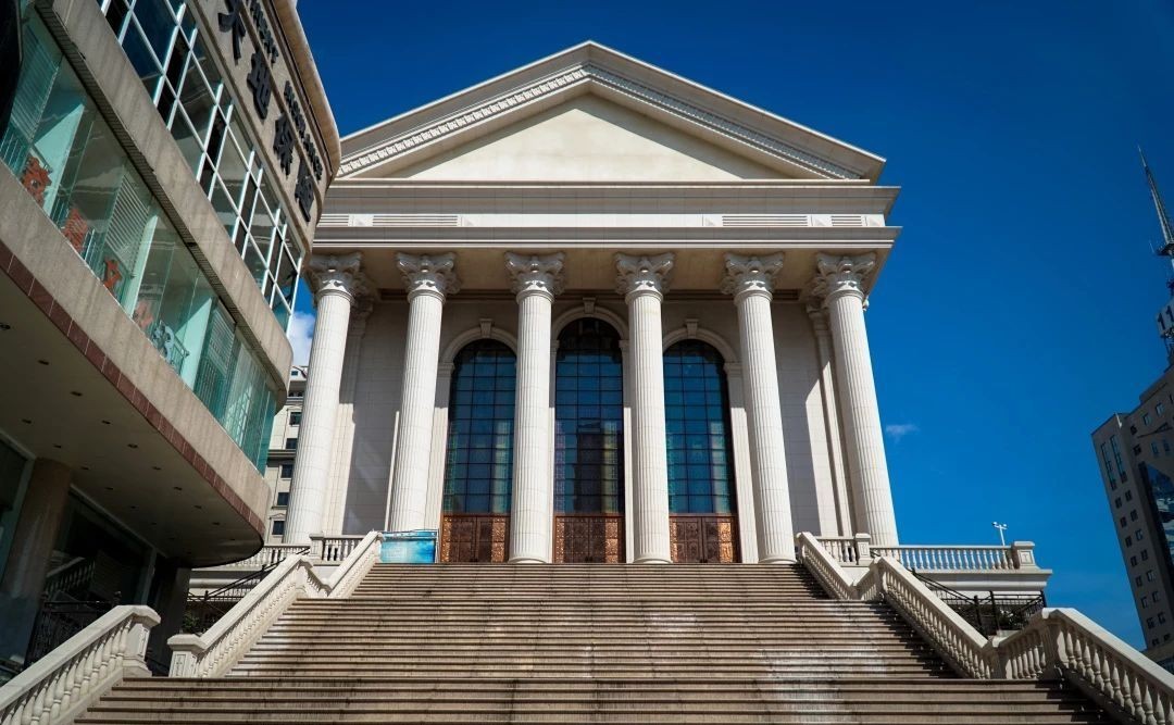 要拆成网红一度影响片区交通近段时间,网传昆明耶稣圣心堂即将被拆除