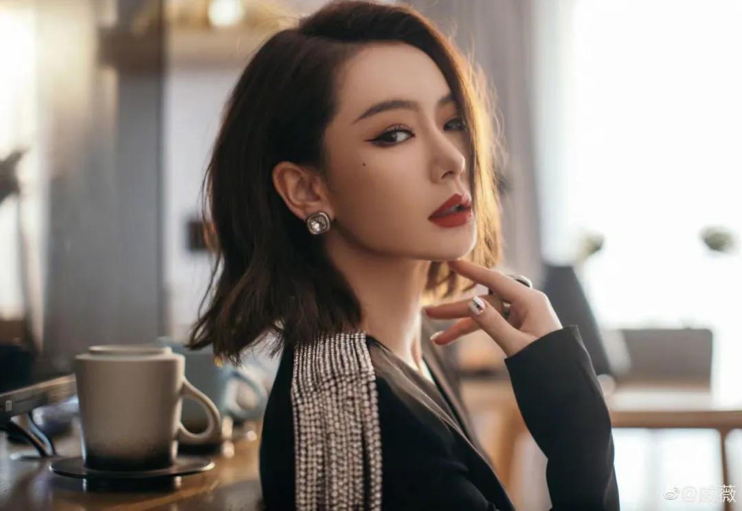 女神|赵露思、Rose的双马尾，治好了我的低颅顶！