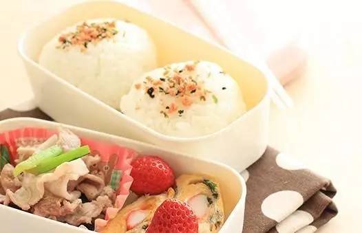 时间|1日3餐哪顿饭最重要?晚餐吃得比早餐“好”的人,会有哪些变化