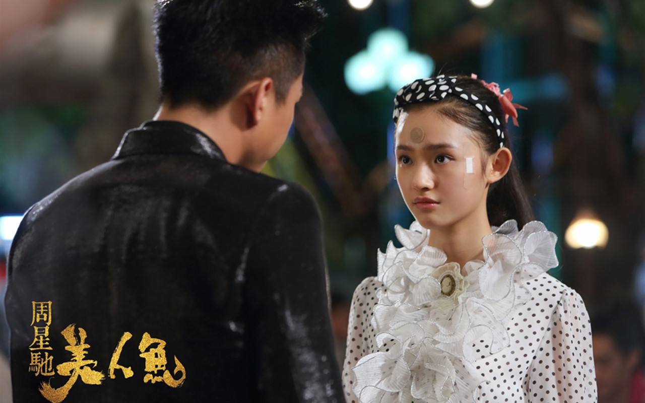 美人鱼预告片被晒出克拉拉从水里起身的一瞬间就反超林允