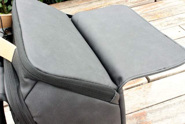 真皮|地平线8号“零感”背包，“零感”是噱头还是真材实料？