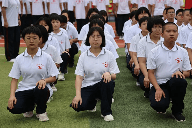 衡水二中军训大幕拉开奔向新征程