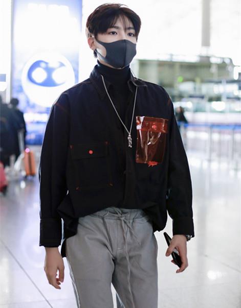 黑色|侯明昊戏好衣品更好，每回出场都惊艳，真是个迷人的“小妖精”！