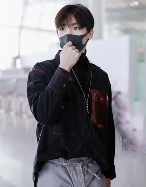 黑色|侯明昊戏好衣品更好，每回出场都惊艳，真是个迷人的“小妖精”！