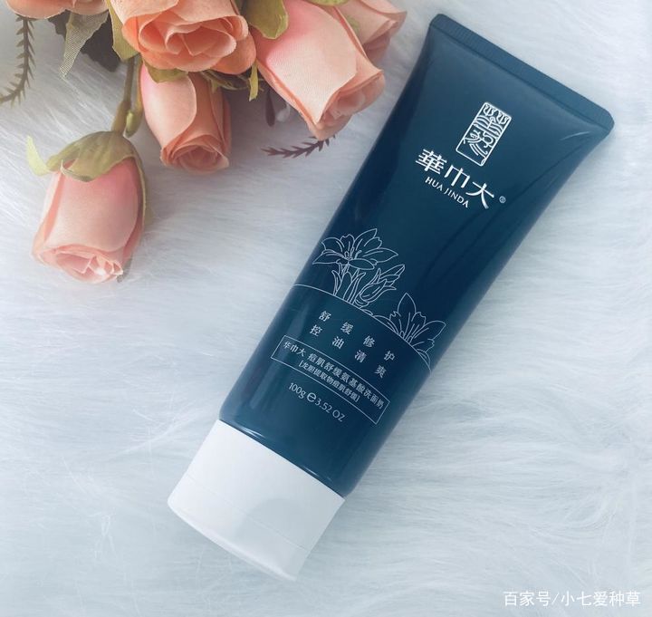 毛孔|把脸打湿，就上洗面奶？做不到“这几点”，别怪毛孔粗大易长痘